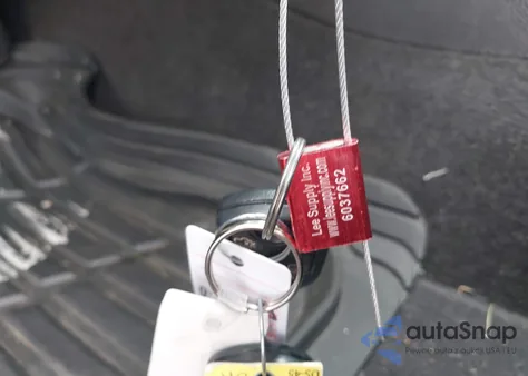 2013 Ford Mustang V6 from USA, damaged, VIN 1ZVBP8AM9D5253702